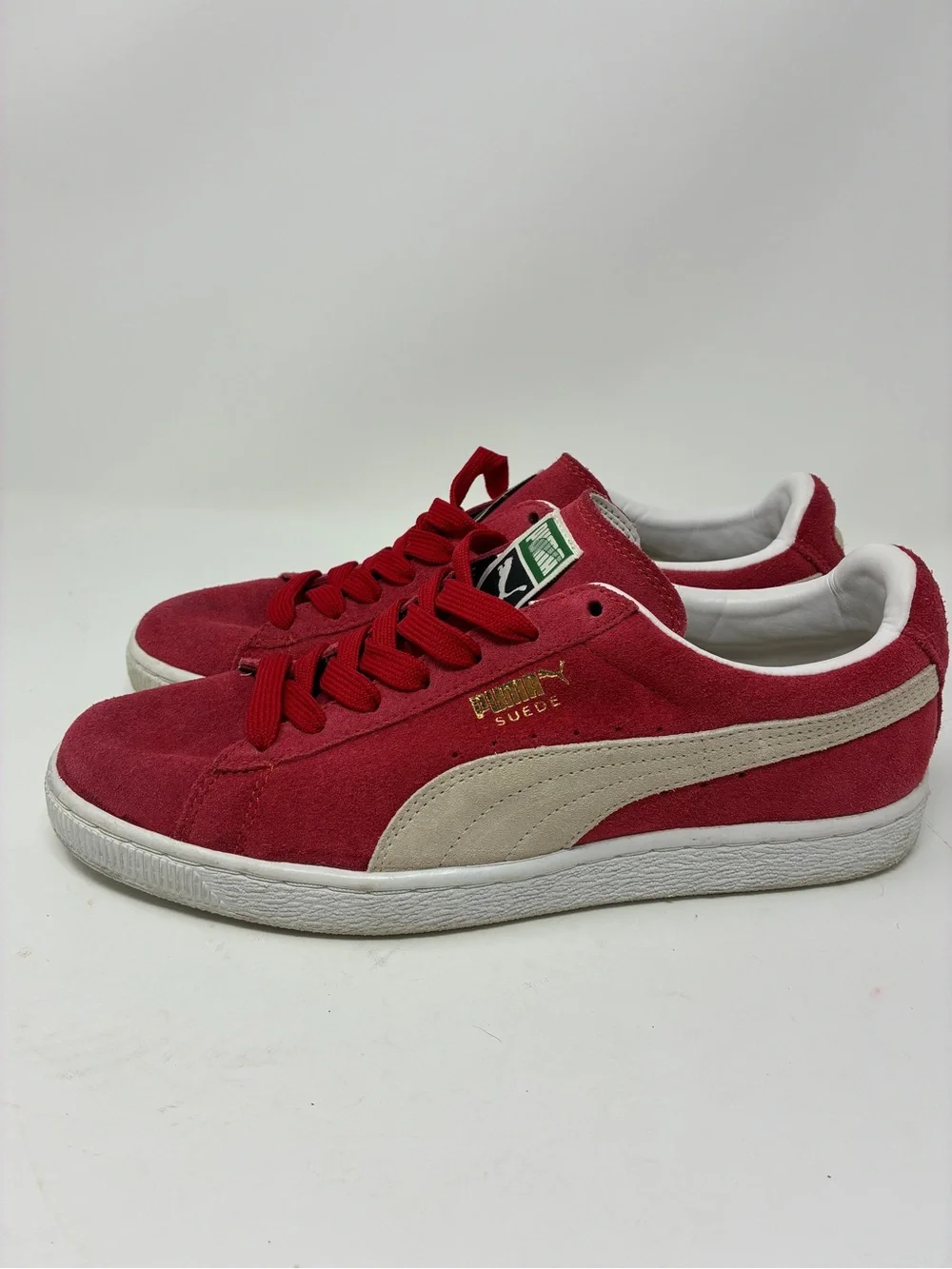 Puma Suede Classic Men’s Sneakers in Red